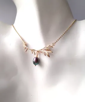 Feather and Black Pearl Collarbone Necklace