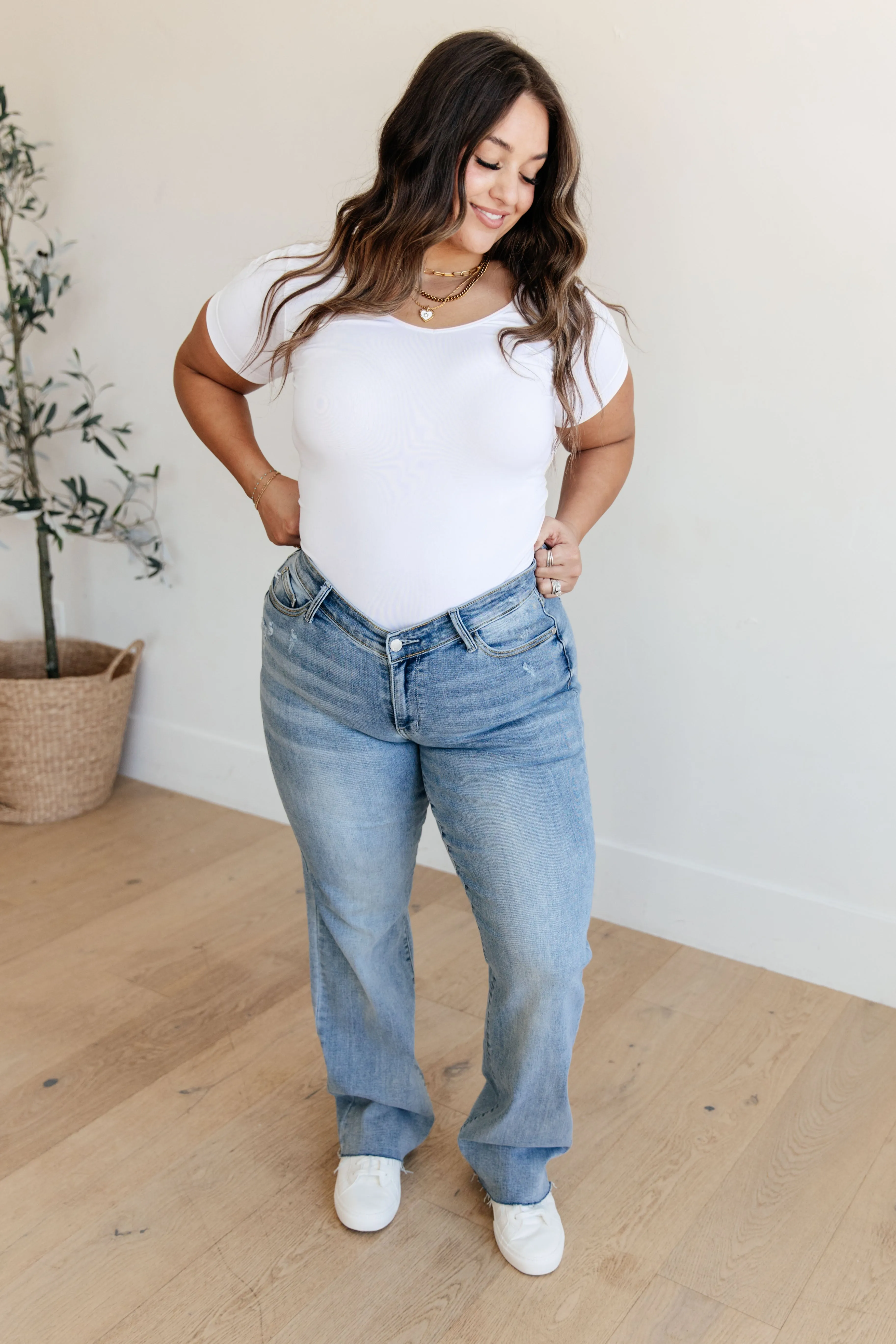 High Rise V Front Straight Jeans