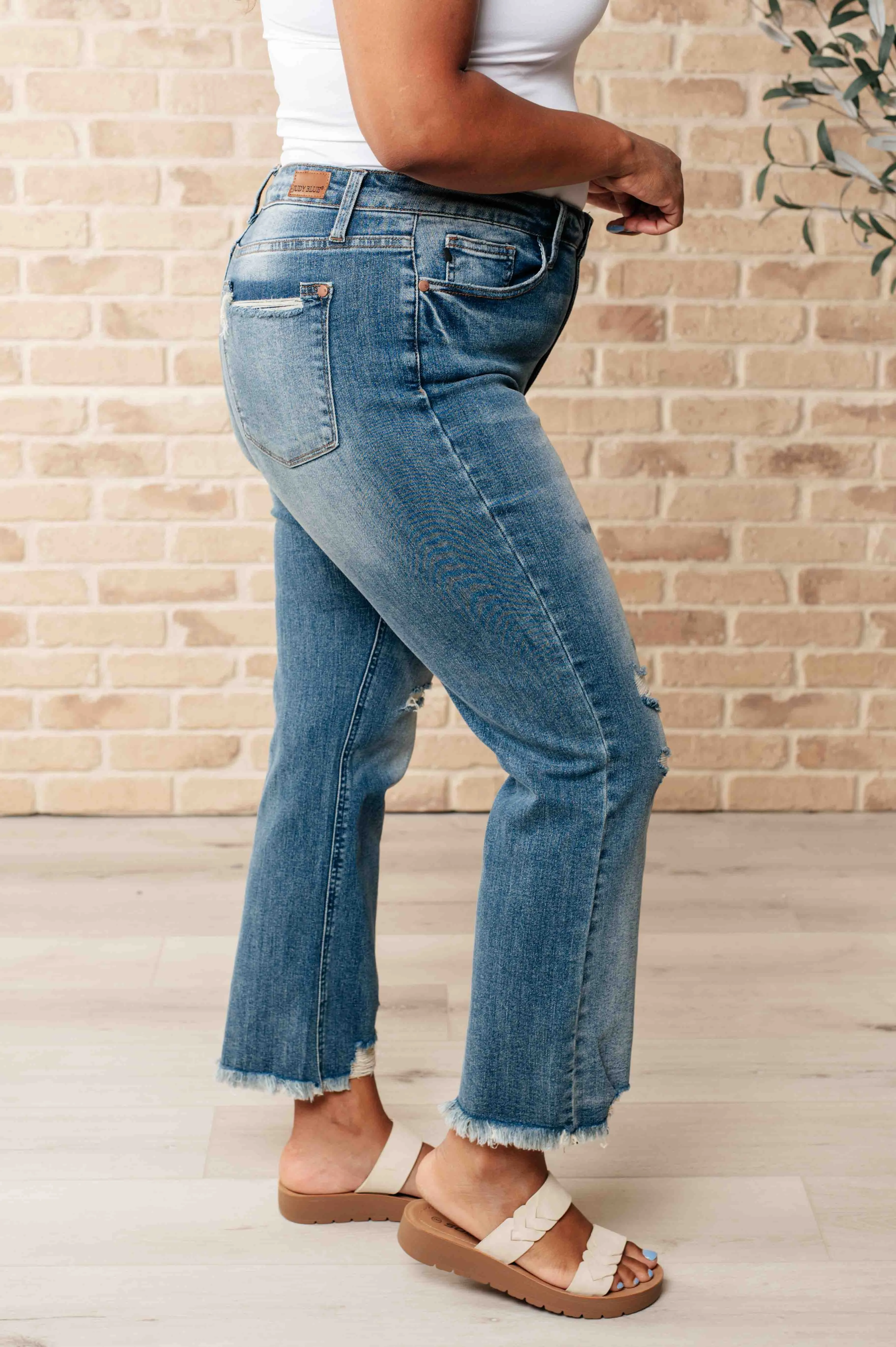 Sammy Distressed Crop Straight Leg Judy Blue Jeans with High Waist