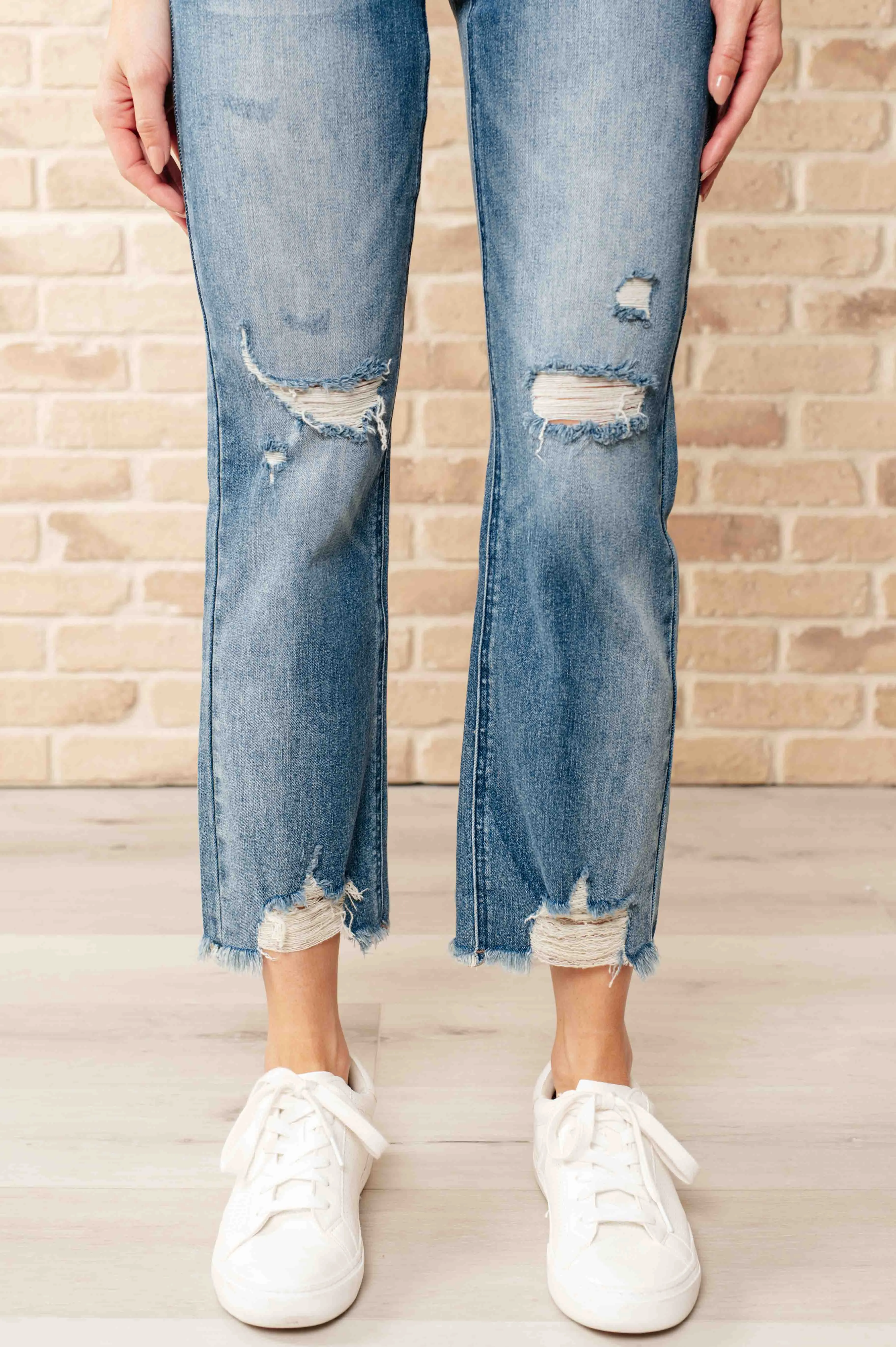 Sammy Distressed Crop Straight Leg Judy Blue Jeans with High Waist