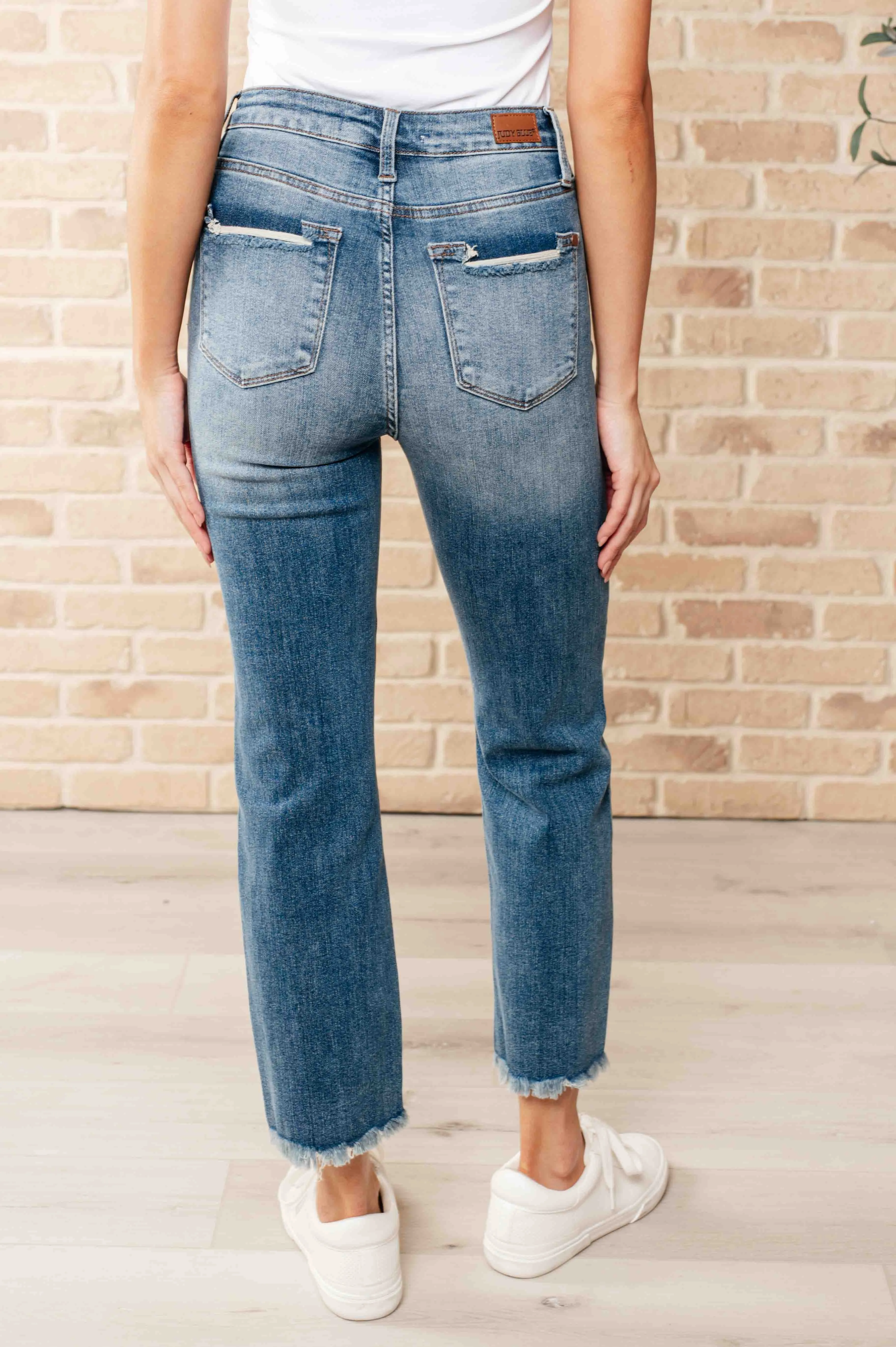 Sammy Distressed Crop Straight Leg Judy Blue Jeans with High Waist