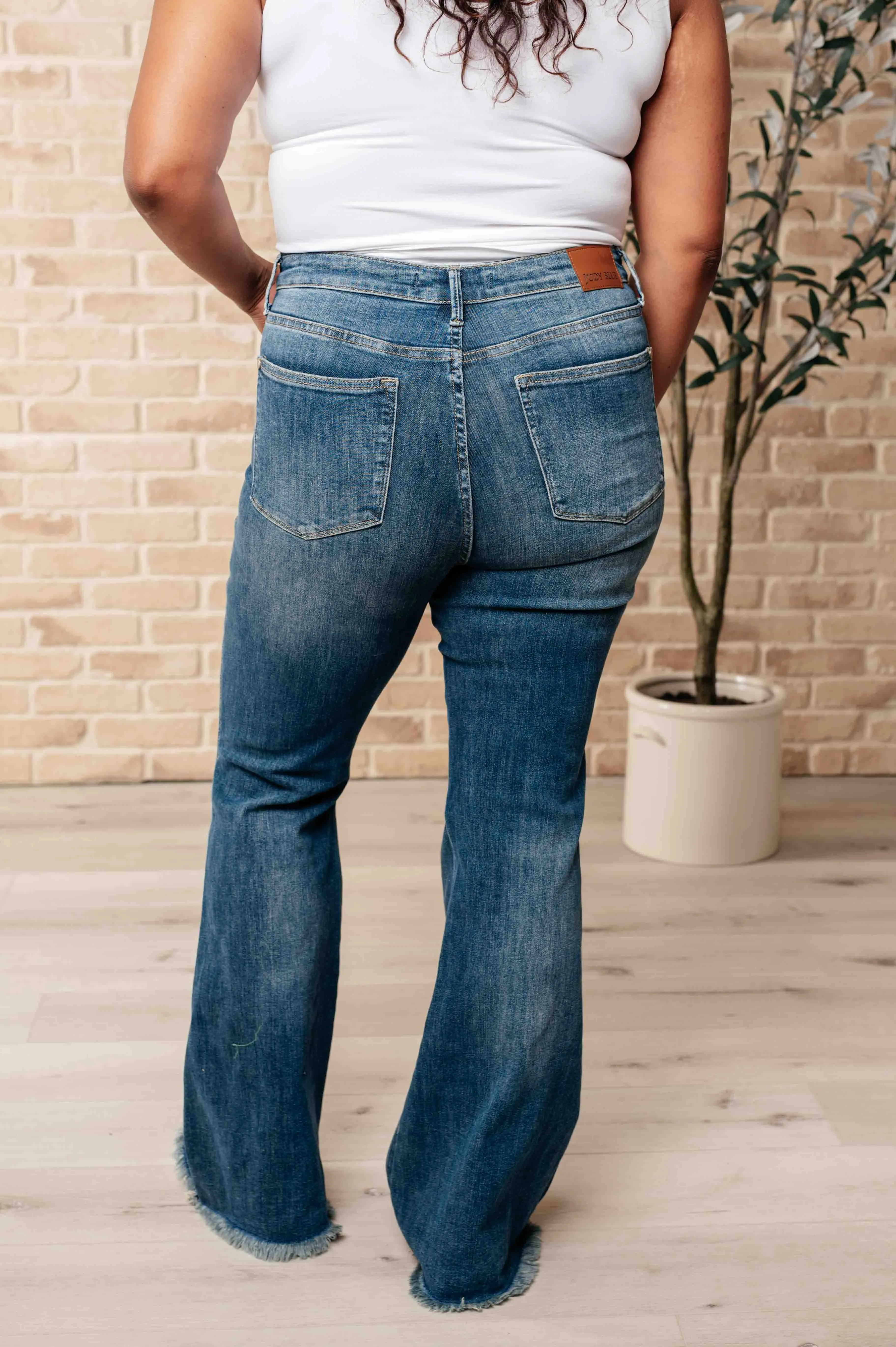 Miley Frayed Hem Flare Judy Blue Jeans with High Waist Support