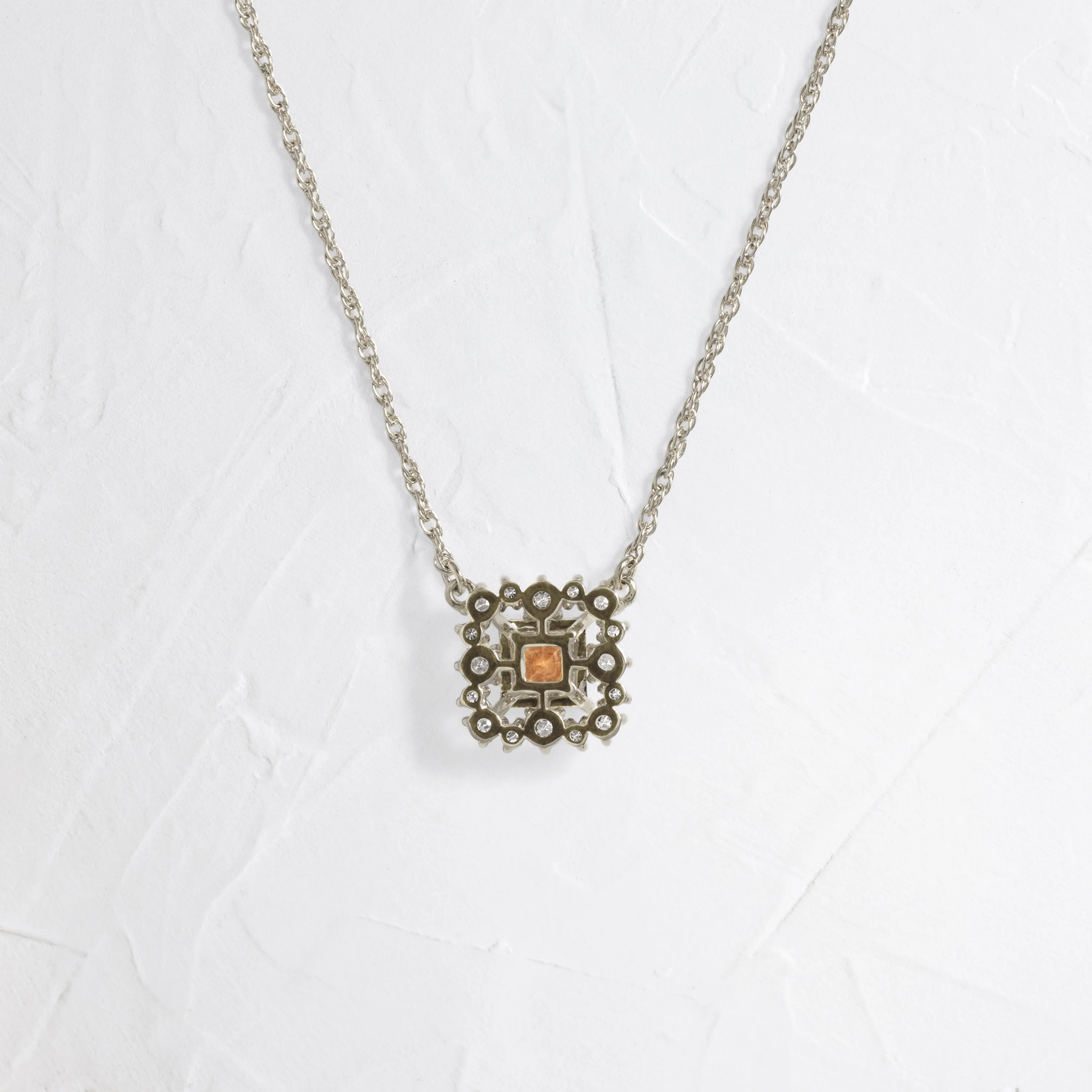 Necklace with Lattice Design