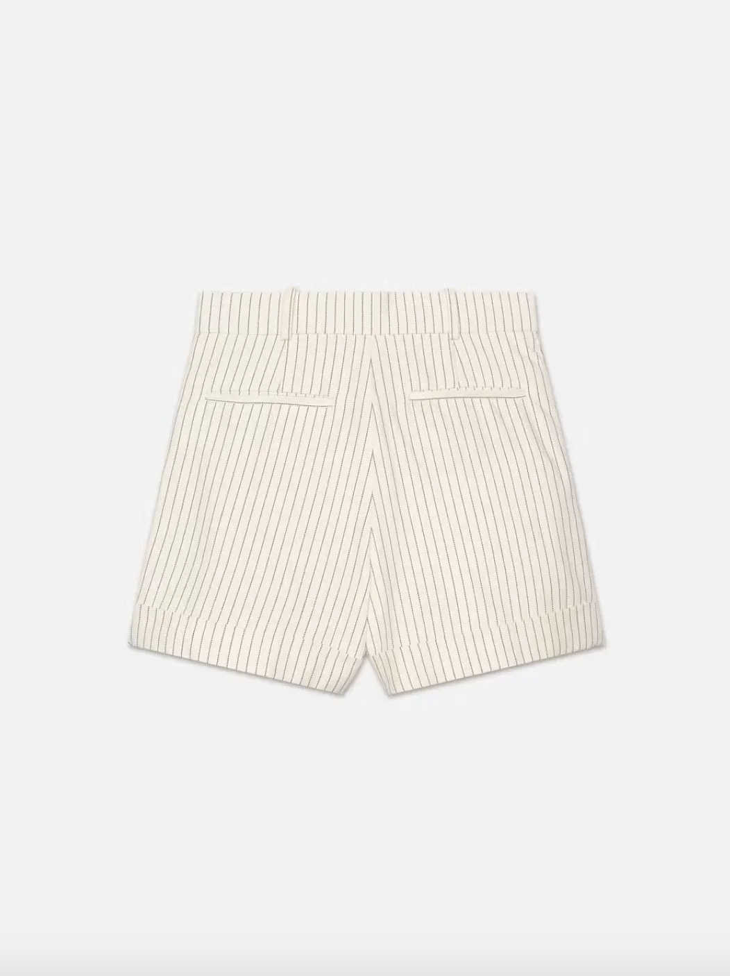 Wide Cuff Pleated Short